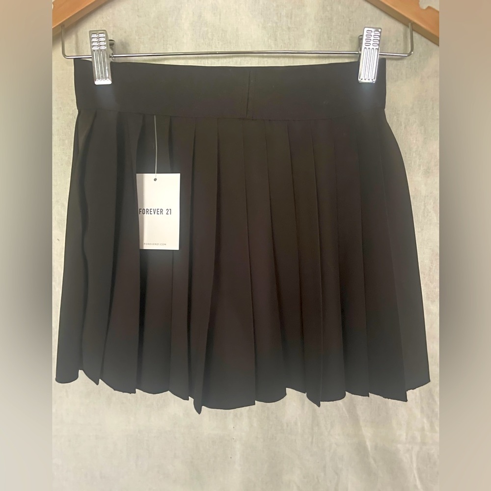NWT Forever 21 Skort